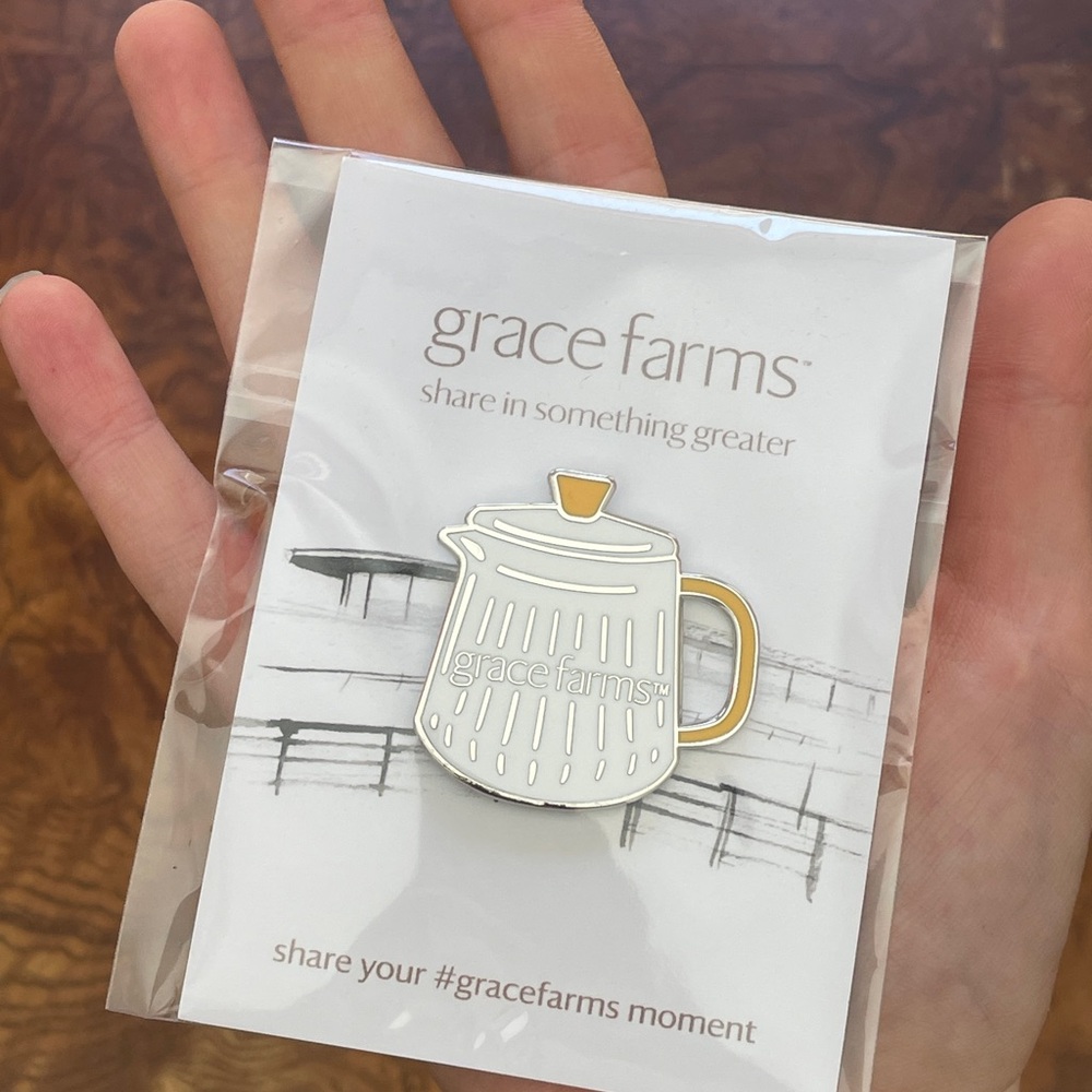 Teapot Enamel Pin White and Gold